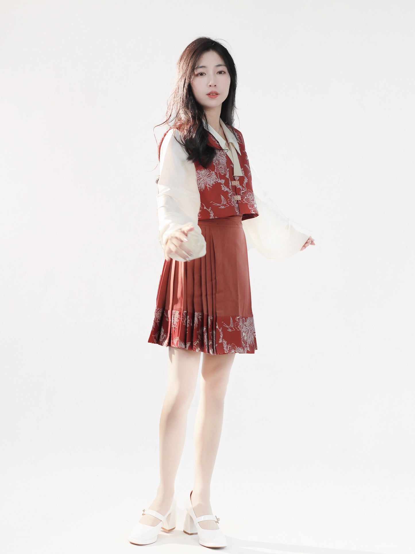 48 Spring has comes Xiao Lu Shui national style, Hanfu, small man, red than Jiaming, short placket, short horse face, Tang Shuzi, daily work