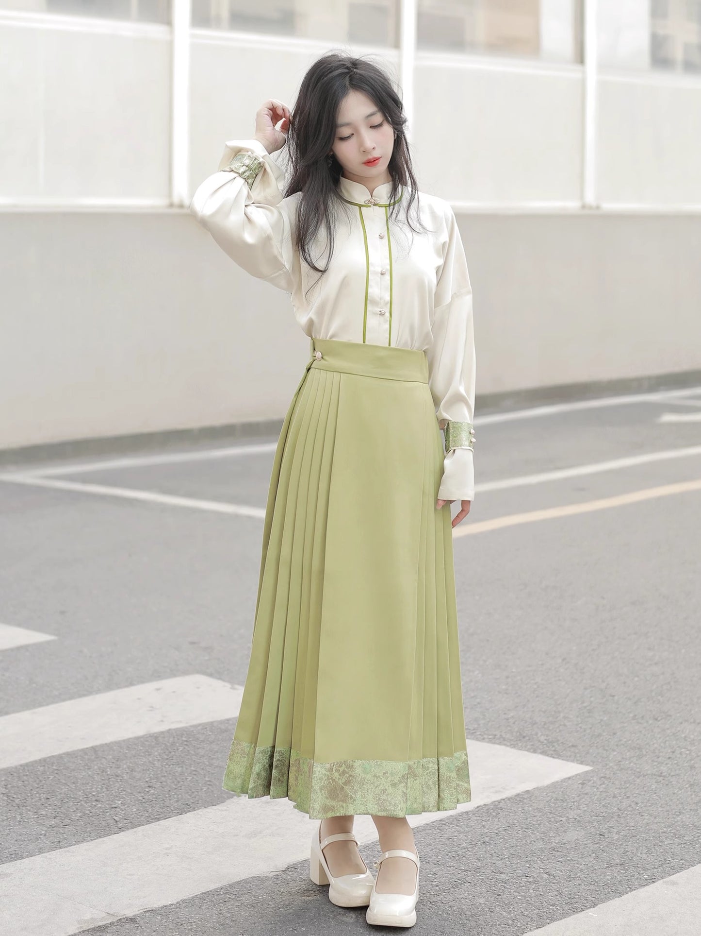 39 Jade Green Cup Xiao Lu Shui Hanfu Improved Ming Dynasty Style, Cross-Front Stand Collar Shirt with Sleeve Covers, Zippered Horseface Skirt, Perfect for Autumn Daily Commute