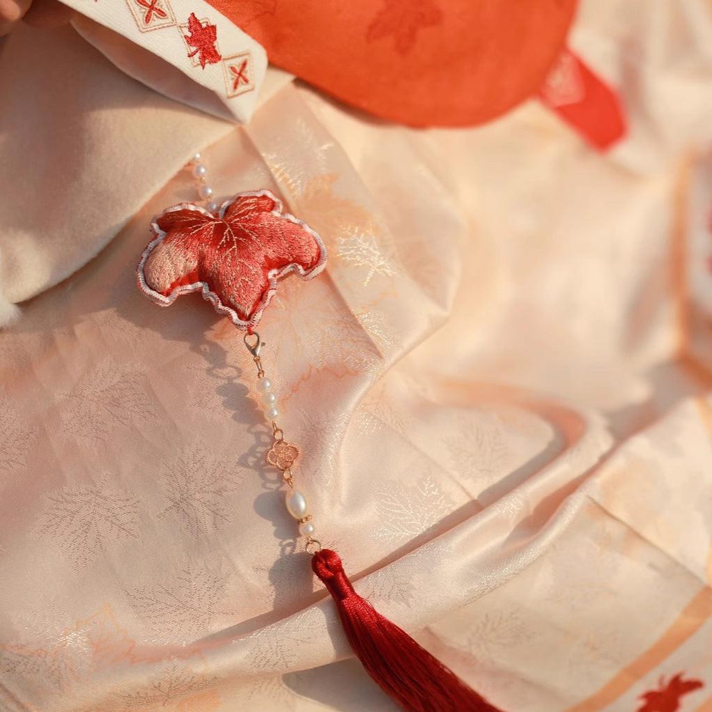 13 Xiao Lu Shui Ancient Chinese Style Hanfu Accessories Red Maple Leaf Embroidery Pouch with Pearl Tassel Blessing Pendant In Stock