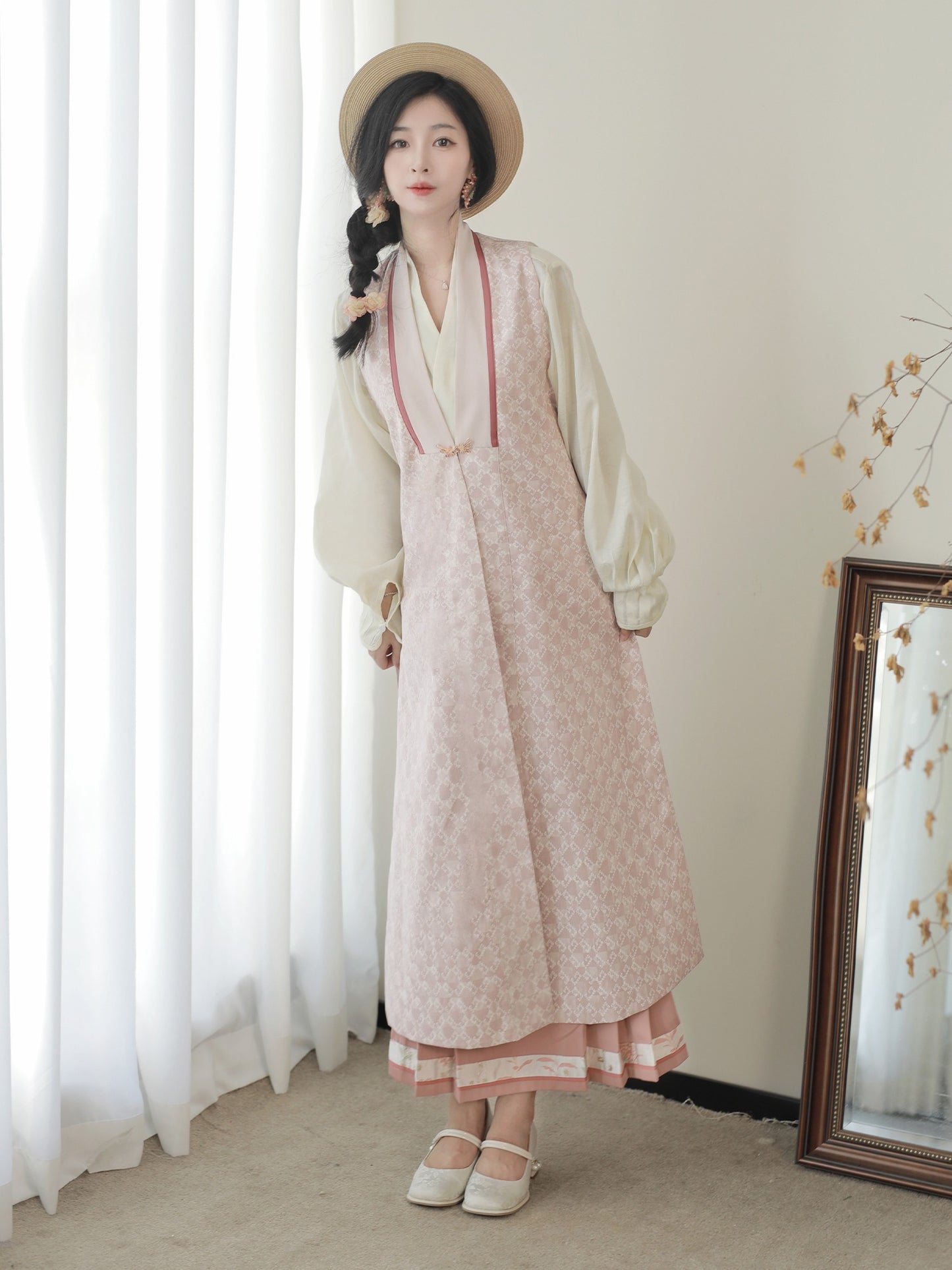 16 Xiao Lu Shui Pink tender Chinese Ming cheongsam, improved long than nails, pink autumn long daily commuting