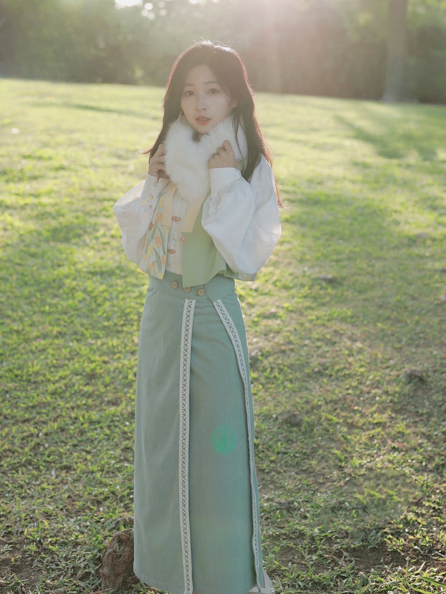 44 Mianmian Xiao Lu Shui original Tang Hanfu tulip collar gown, daily cyan vest and turnskirt autumn and winter new style