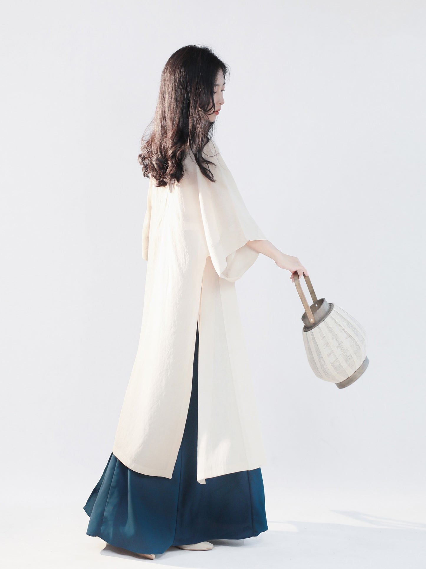 50 Xiao Lu Shui's original Hanfu Tang made waist-length eight-broken skirt improved straight collar placket Changgan Temple spring and summer suspender daily