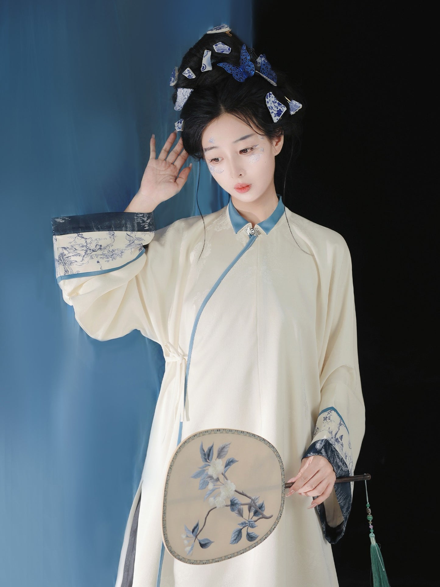 41 Xiao Lu Shui "Waiting for the Rain and Mist" Original Ming Dynasty Style Hanfu, Qing Dynasty Inspired Han Women's Clothing, Oblique Collar Stand Neck, Chinese Style Elements, Long Shirt with Skirt for Autumn