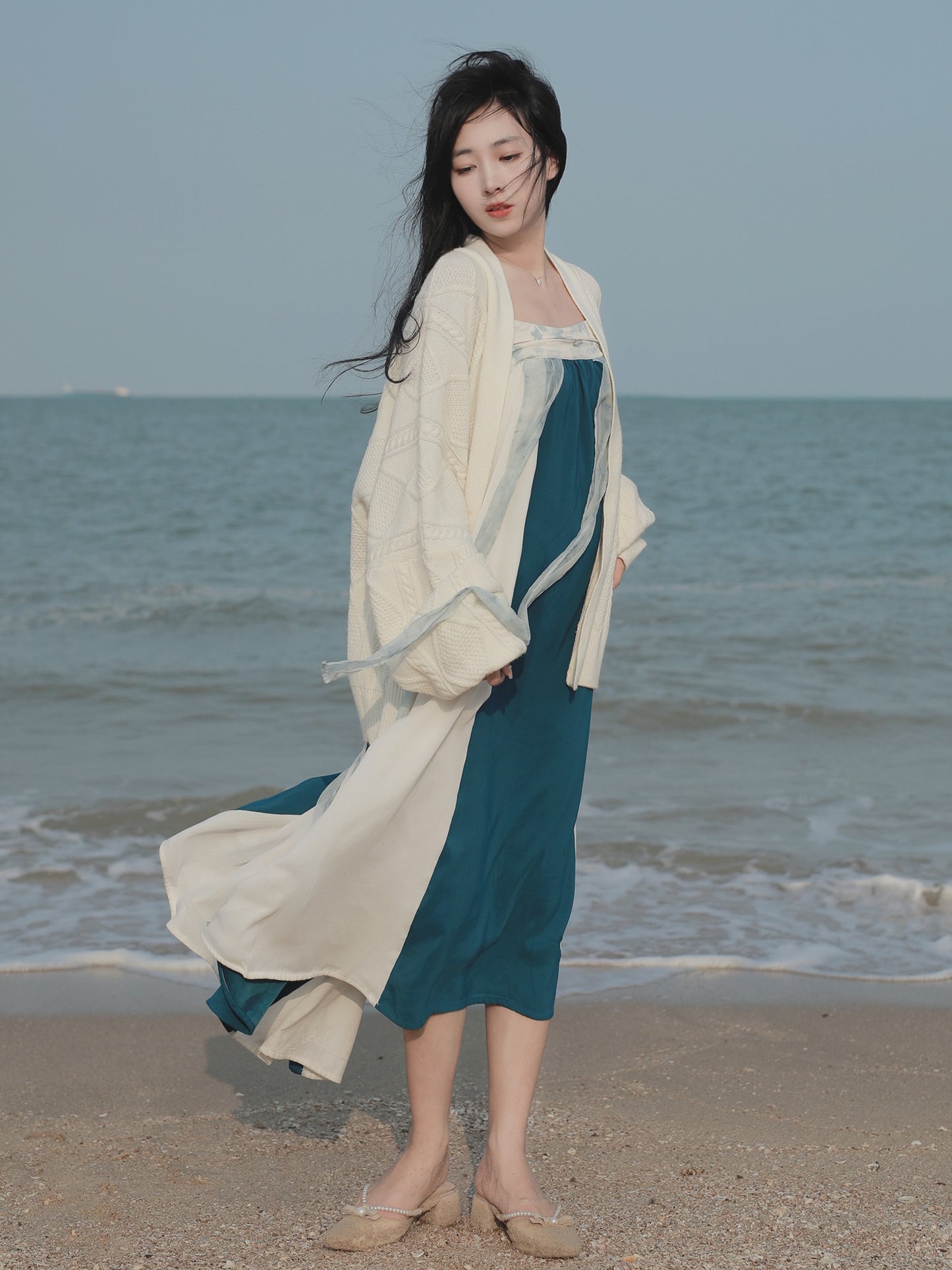 53 Soft Blue Melody Xiao Lu Shui Original Tang Dynasty-Inspired Hanfu Revamped Han-Element Dress with Half-Sleeve Top and Qi-chest Skirt, Lightweight Version