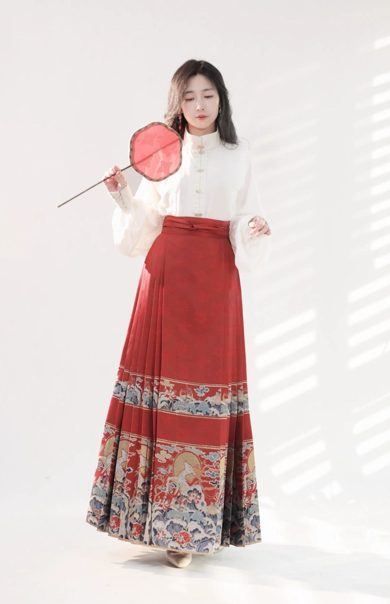 18、Luling Hanhai Xiao Lu Shui Chinese style Hanfu: Stand Collar and Opposite Front Shirt, Ming Dynasty inspired Red Brocade Mid length Horseface Skirt, Toasting Outfit