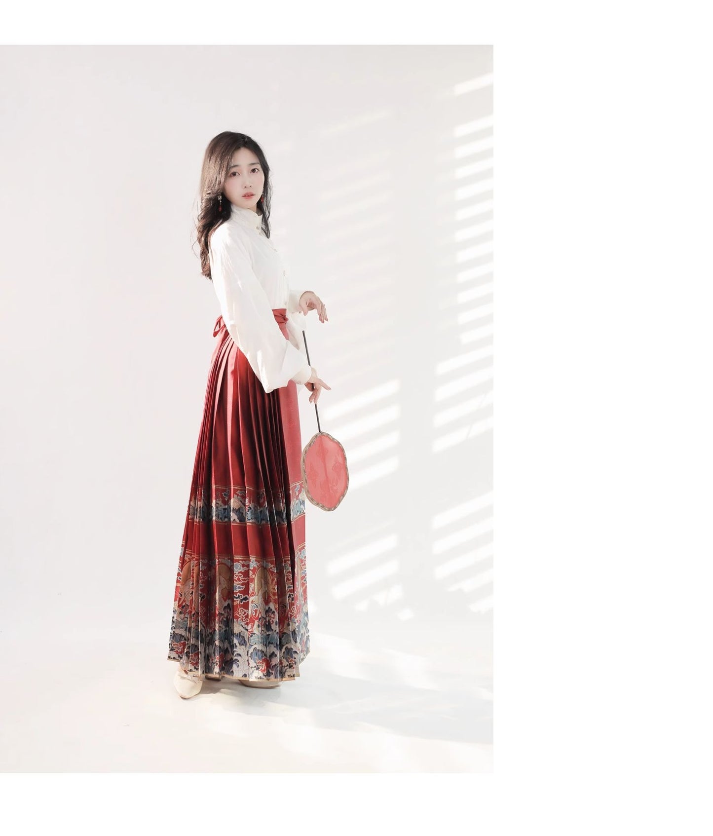 18、Luling Hanhai Xiao Lu Shui Chinese style Hanfu: Stand Collar and Opposite Front Shirt, Ming Dynasty inspired Red Brocade Mid length Horseface Skirt, Toasting Outfit