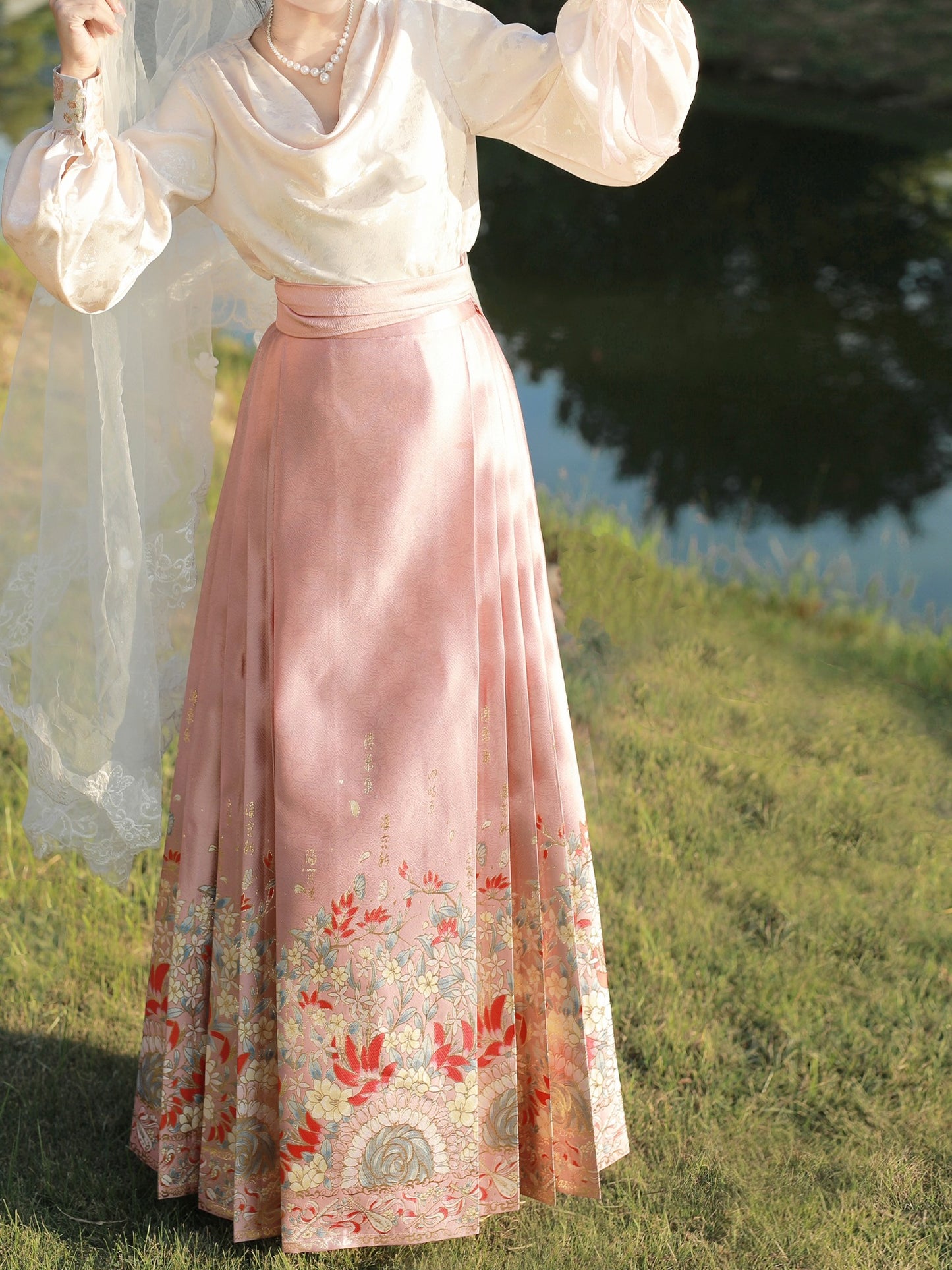 17、Xiao Lu Shui Weiyang Original Ming Dynasty-inspired Hanfu Horseface Skirt in Pink Wedding Return Visit Outfit, Engagement Dress, Bridesmaid Dress, Chinese style Attire