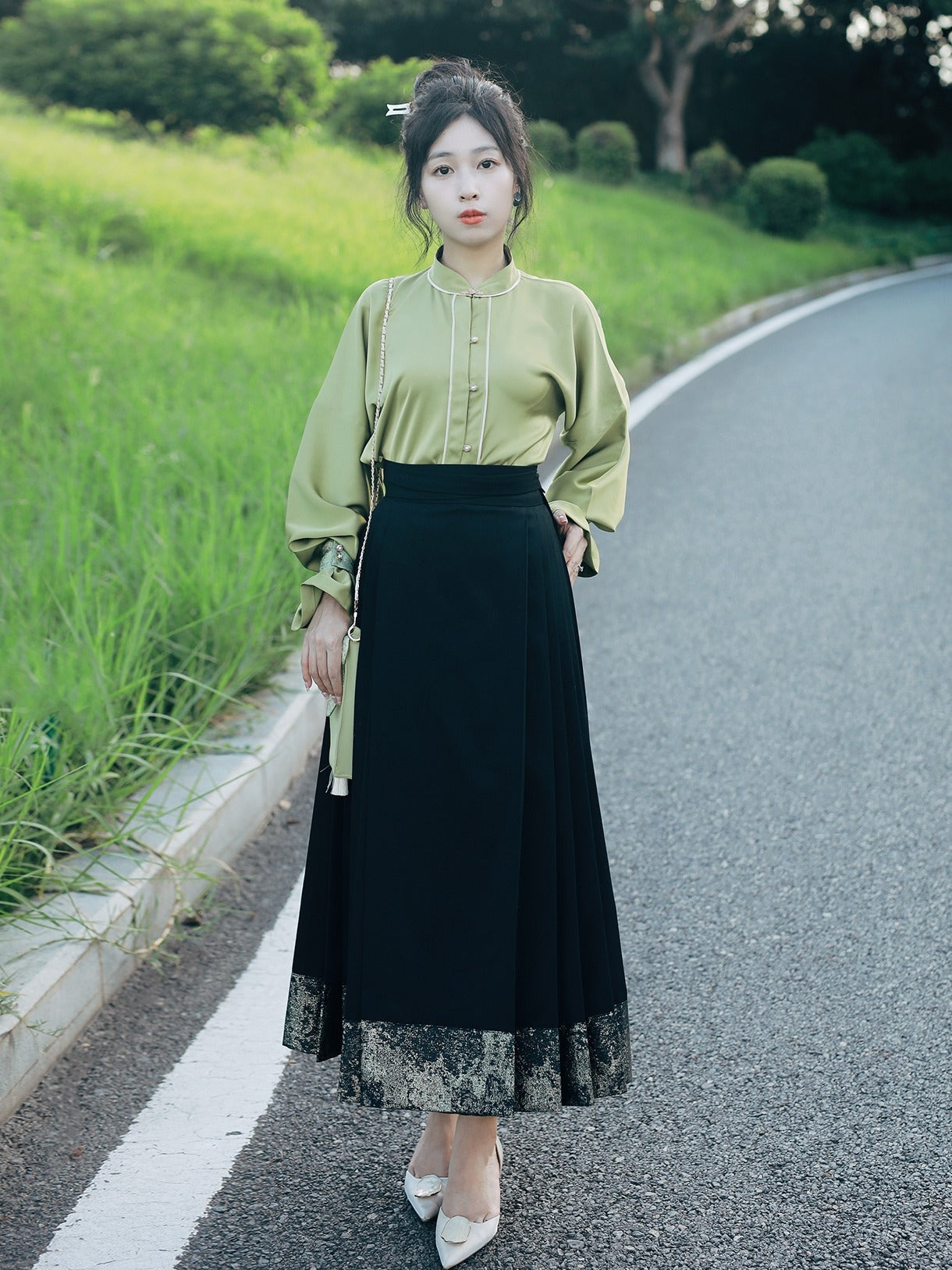 20、Qingqiu Xiao Lu Shui Ming Hanfu improved placket stand-up collar shirt green mid-length horse skirt autumn Tang jacket waistcoat