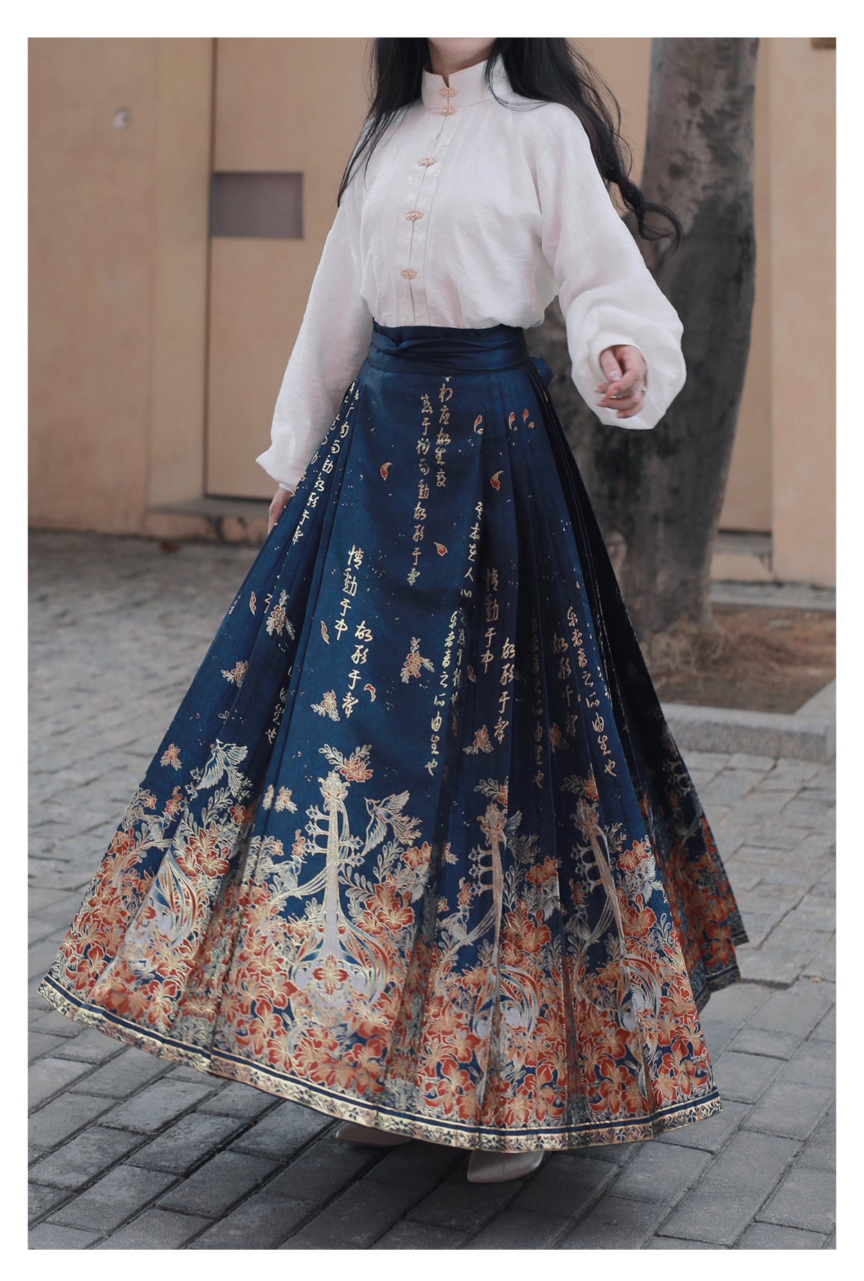 [Melodious Phoenix Flower] Ming-style Hanfu Brocade Horseface Skirt - Blue