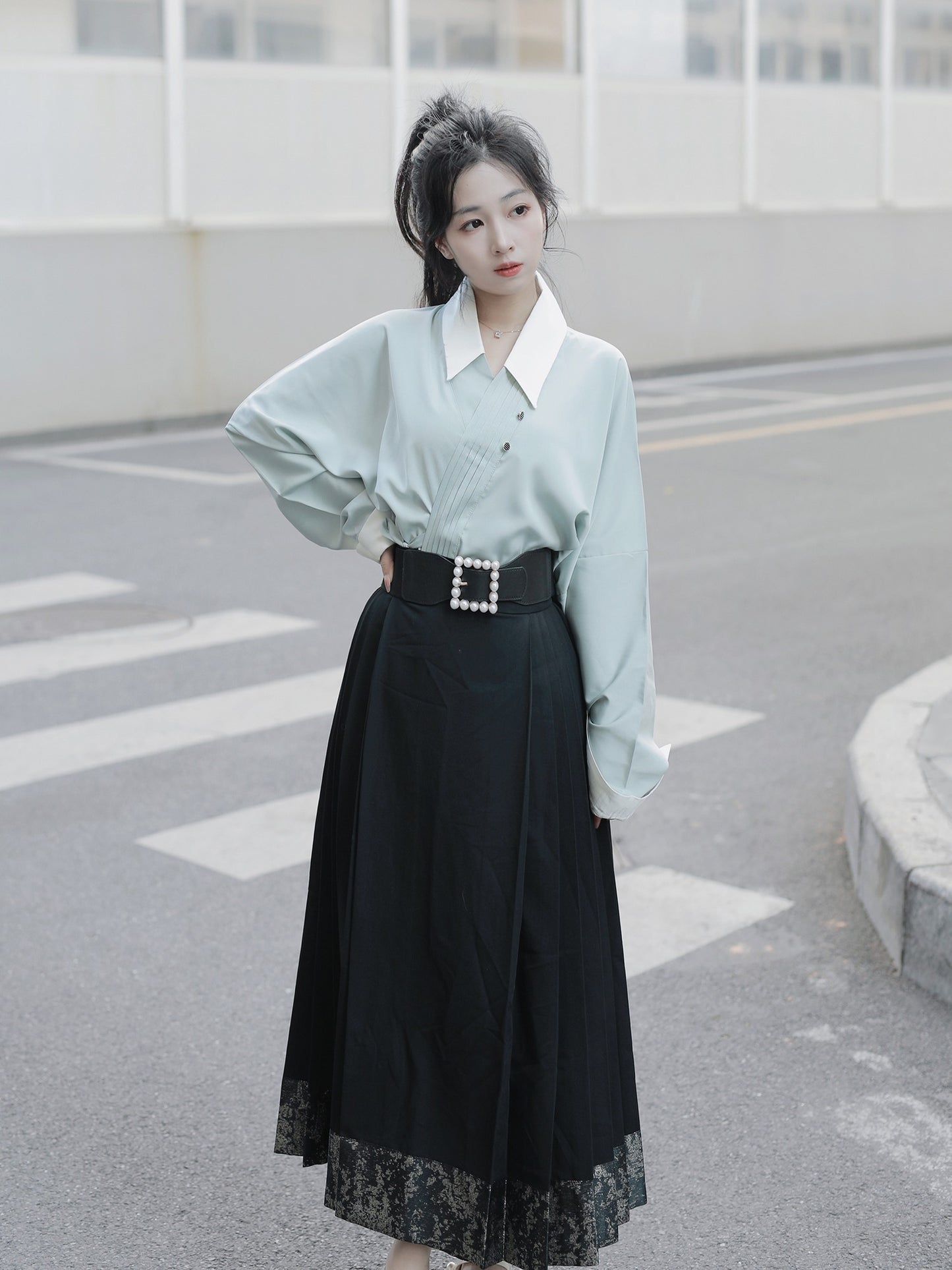 34 Shengsheng Xiao Lu shui Daily Black Woven Golden Horse Face Skirt Hanfu Fake Two Pieces Airplane Sleeve Shirt Improved Work Suit