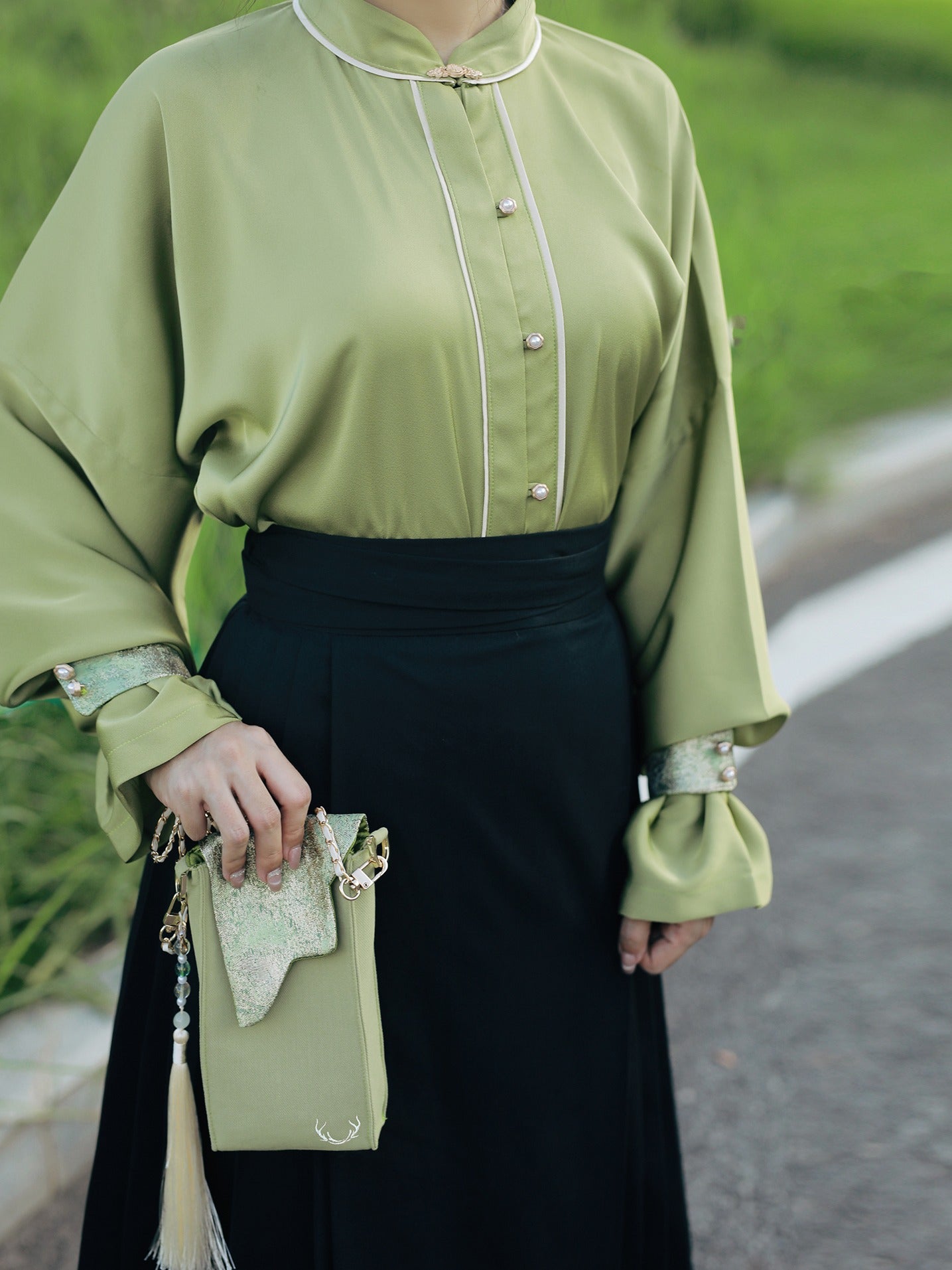 20、Qingqiu Xiao Lu Shui Ming Hanfu improved placket stand-up collar shirt green mid-length horse skirt autumn Tang jacket waistcoat