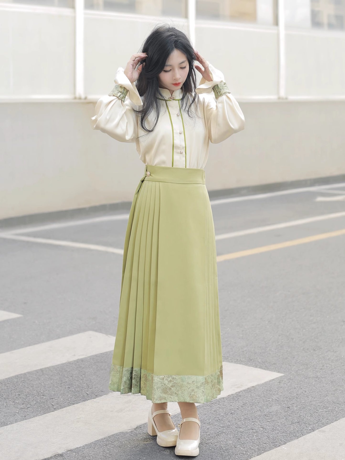 39 Jade Green Cup Xiao Lu Shui Hanfu Improved Ming Dynasty Style, Cross-Front Stand Collar Shirt with Sleeve Covers, Zippered Horseface Skirt, Perfect for Autumn Daily Commute