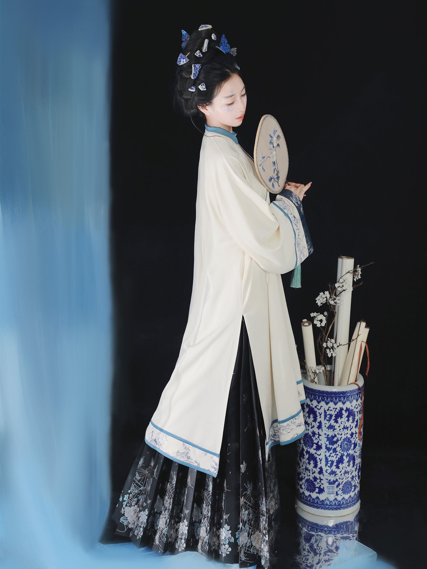 41 Xiao Lu Shui "Waiting for the Rain and Mist" Original Ming Dynasty Style Hanfu, Qing Dynasty Inspired Han Women's Clothing, Oblique Collar Stand Neck, Chinese Style Elements, Long Shirt with Skirt for Autumn