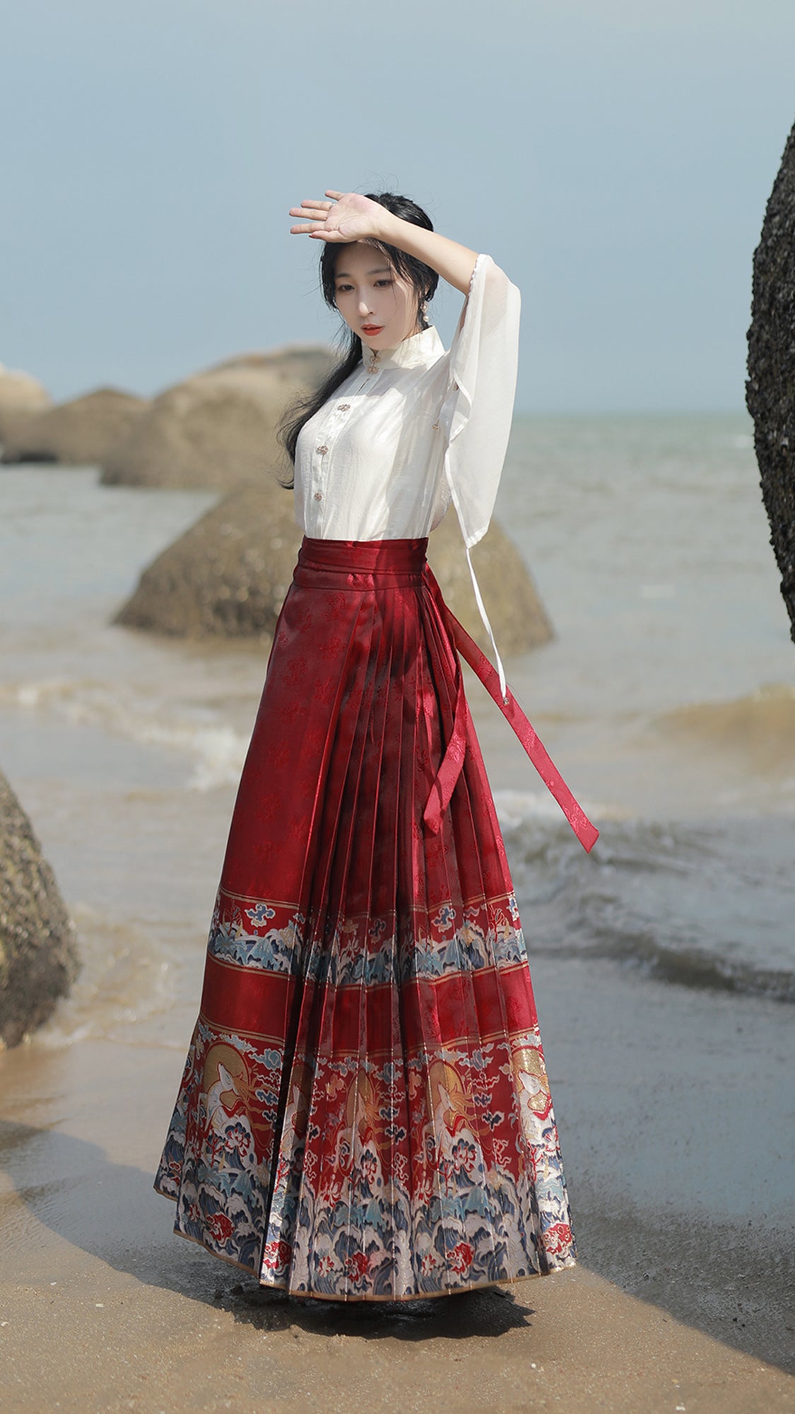 [Deer Spirit Shaking the Sea]Traditional Chinese Ming-style Red Brocade Mid-length Horseface Skirt