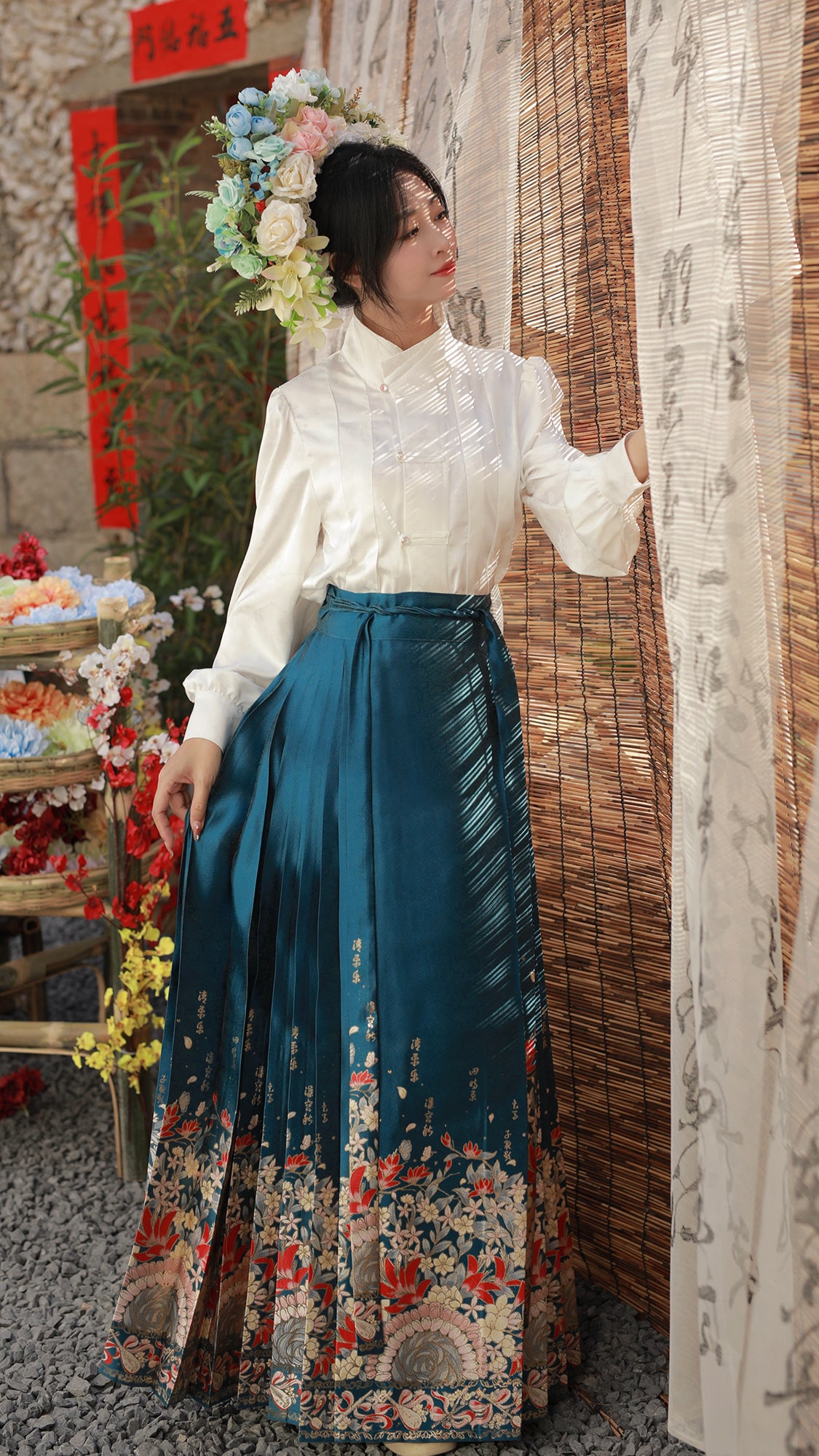 [One Thought Hairpin Flower]Ming-style Hanfu Brocade Imitation Makeup Flower Horseface Skirt-Blue