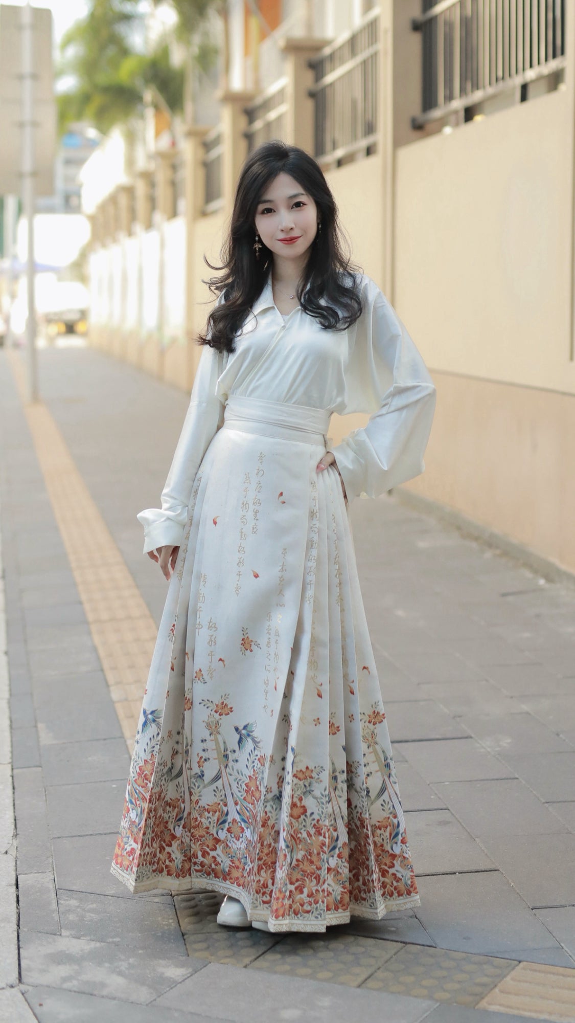 [Melodious Phoenix Flower] Ming-style Hanfu Brocade Horseface Skirt - White